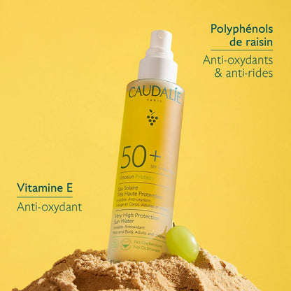 Eau Solaire Très Haute Protection SPF50+